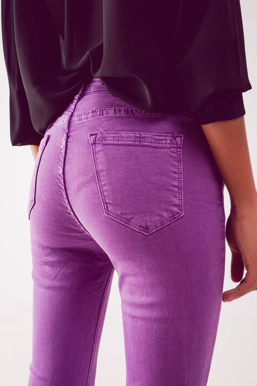 Q2 Flare jeans with raw hem edge in purple
