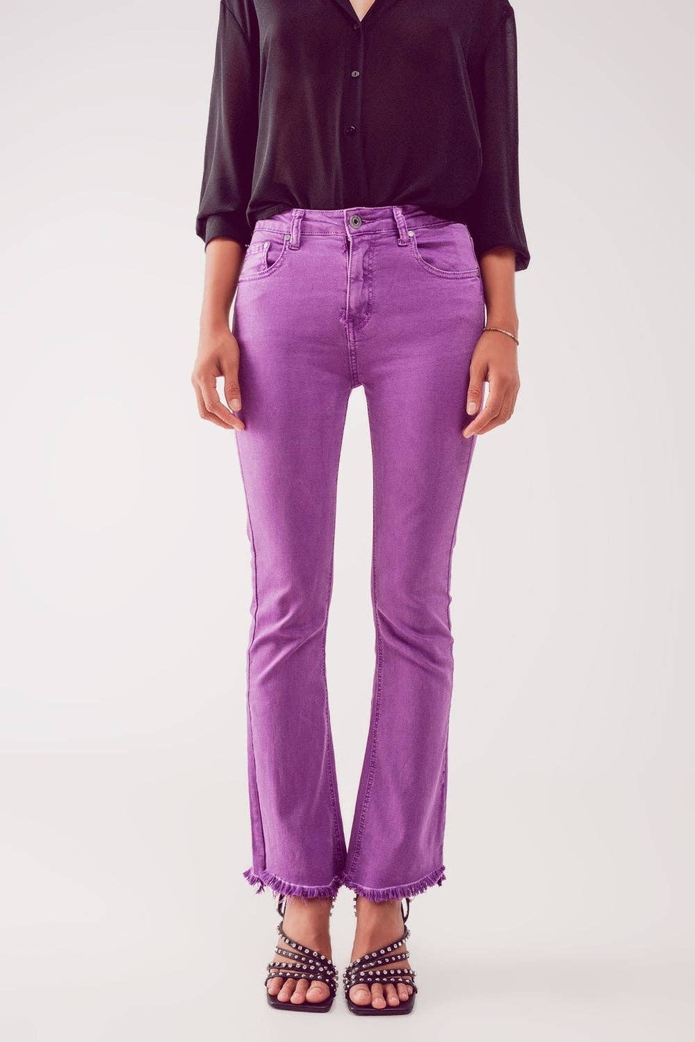 Q2 Flare jeans with raw hem edge in purple