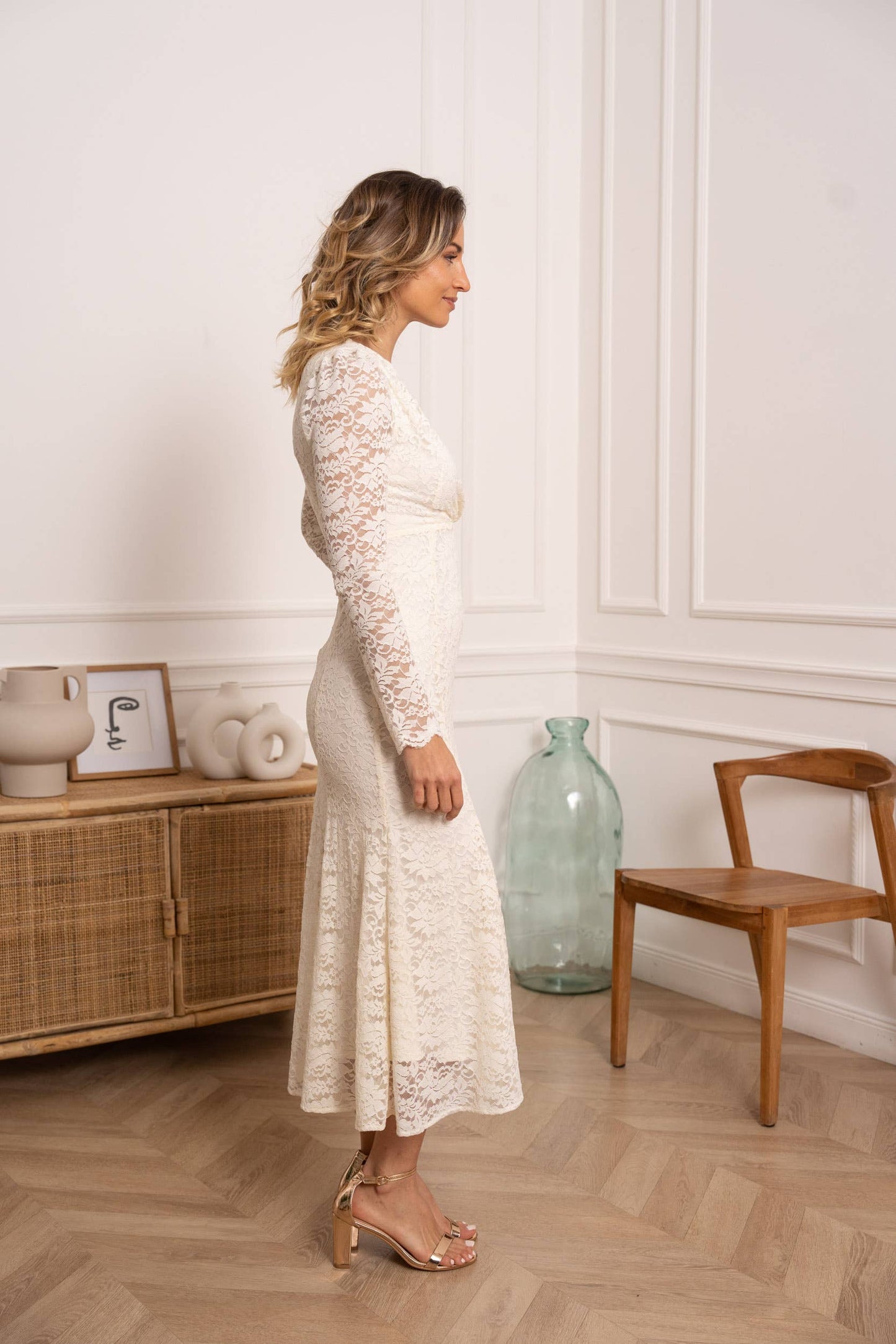 Lace Fitted lace long dress -