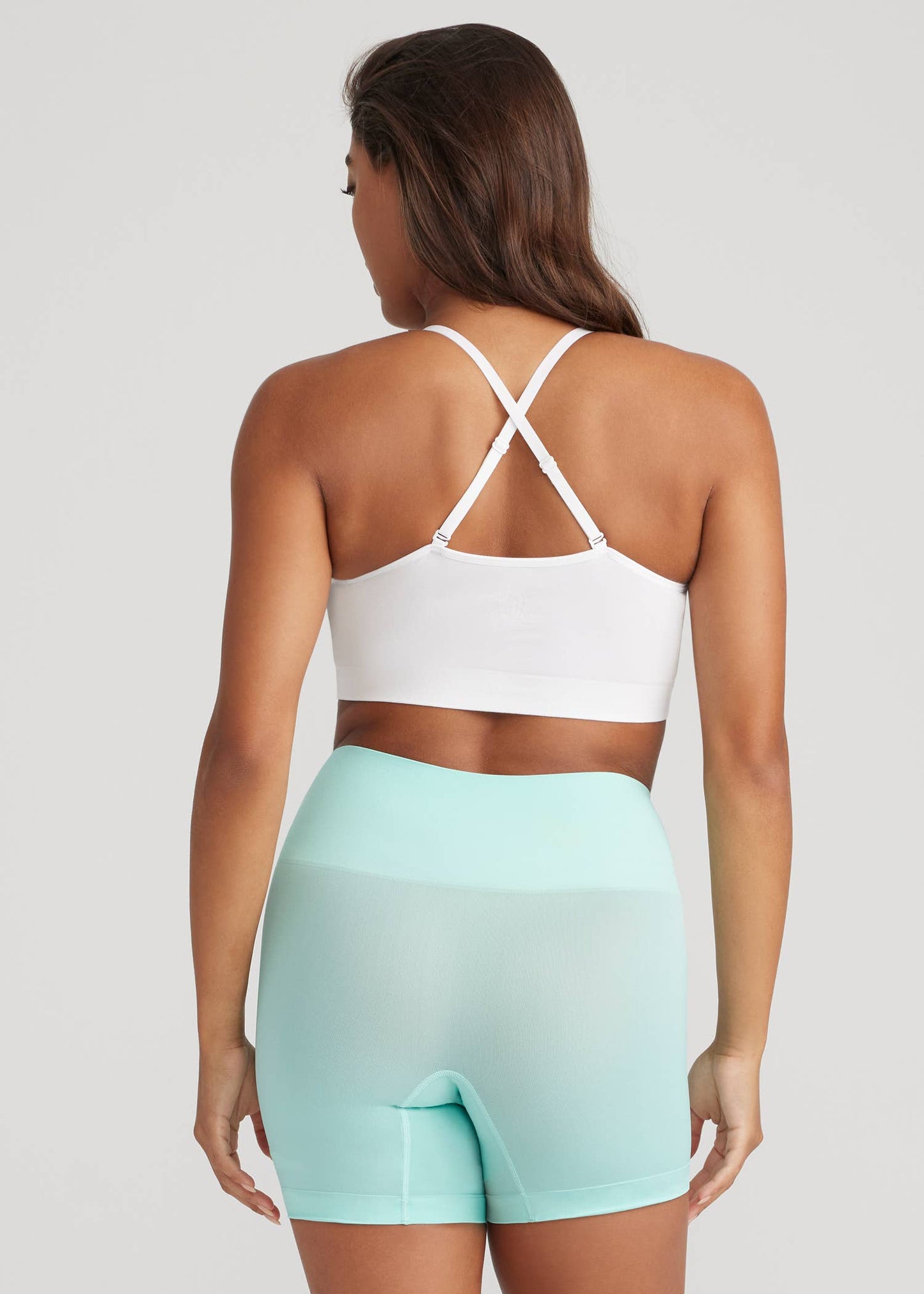 Yummie Ultralight Shaping Short - Seamless