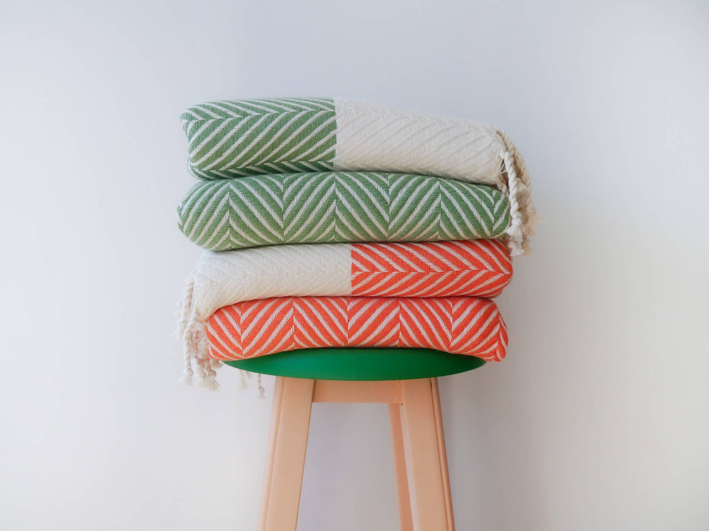HERRINGBONE Handwoven Cotton Throw Blanket - Green