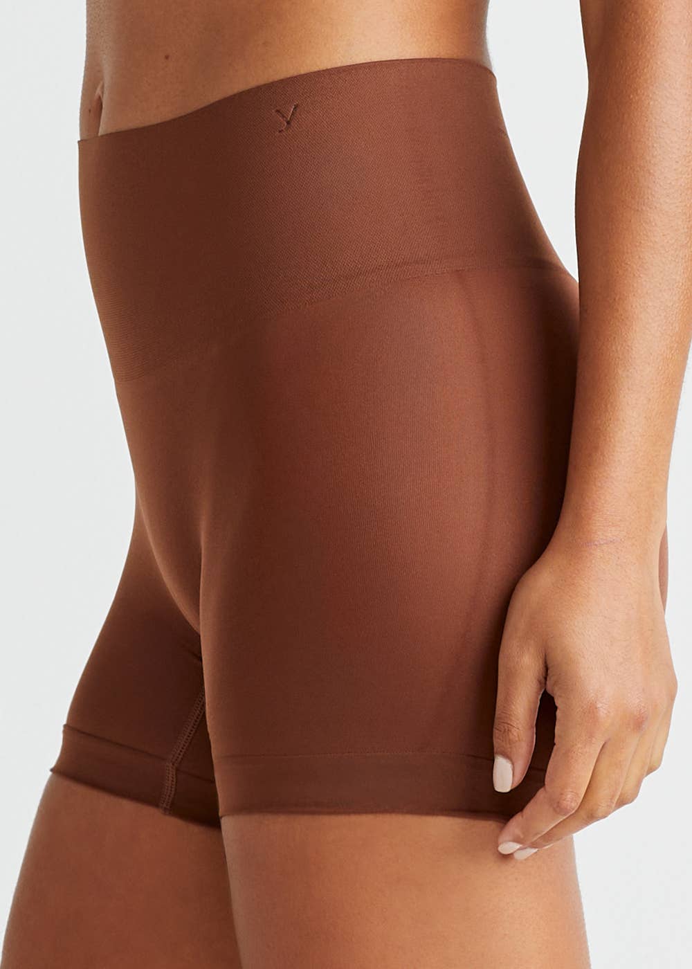 Yummie Ultralight Shaping Short - Seamless