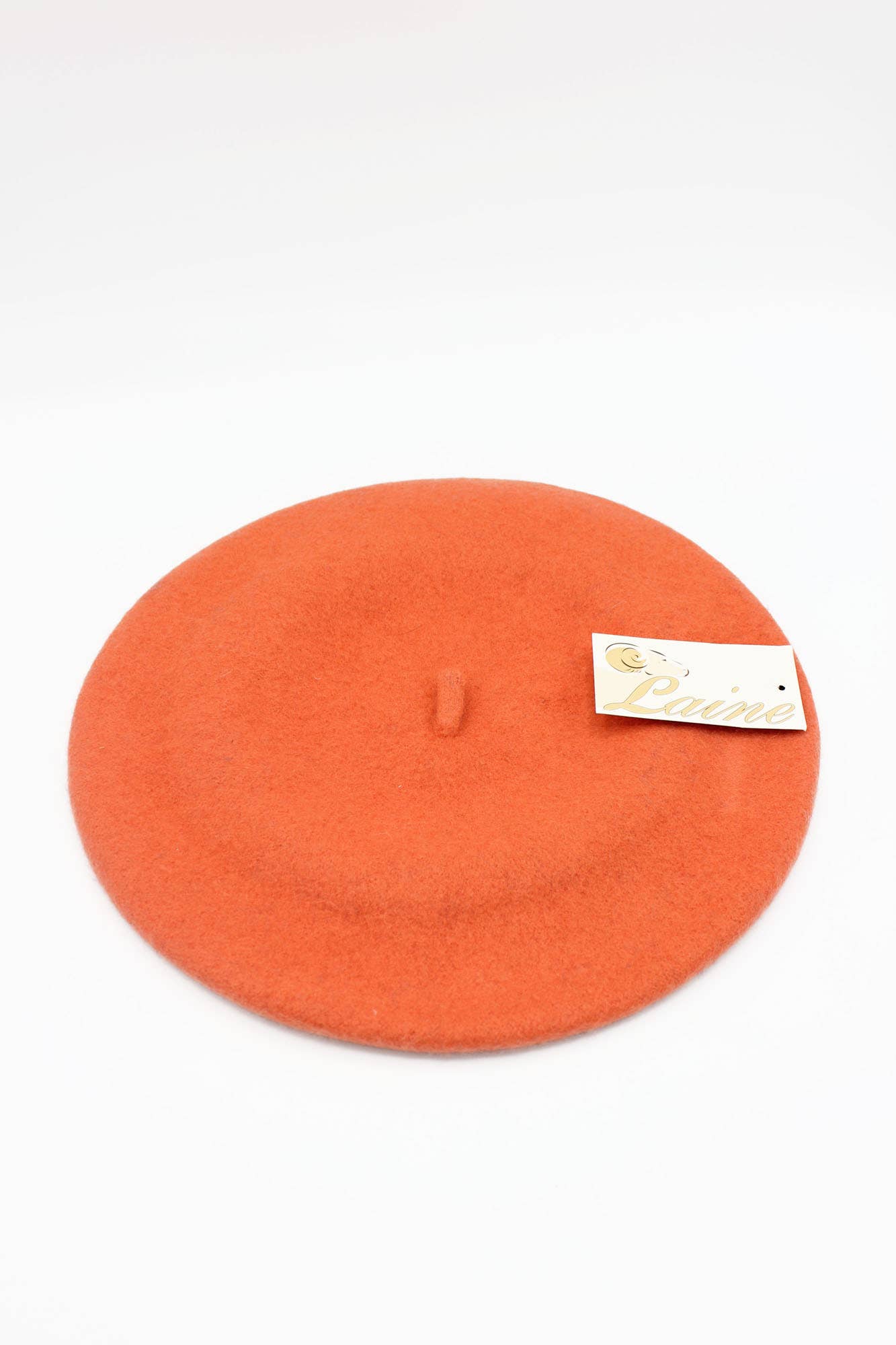 Classic beret in pure wool