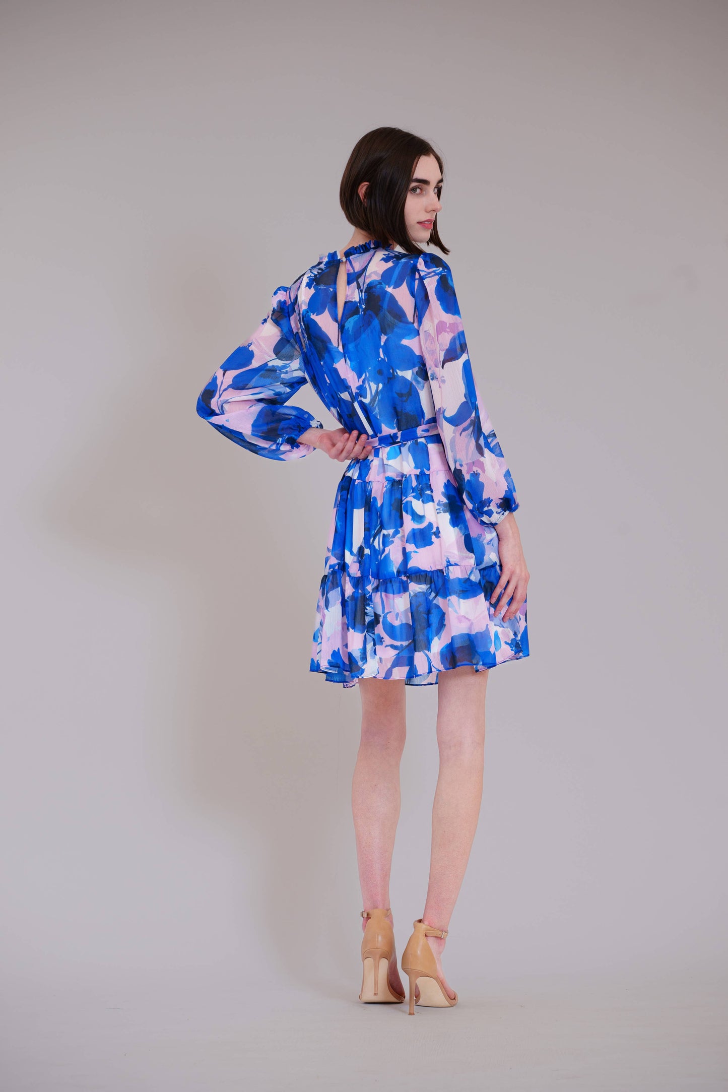 Julia Jordan LONG SLEEVE HIGH RUFFLE NECK MINI DRESS