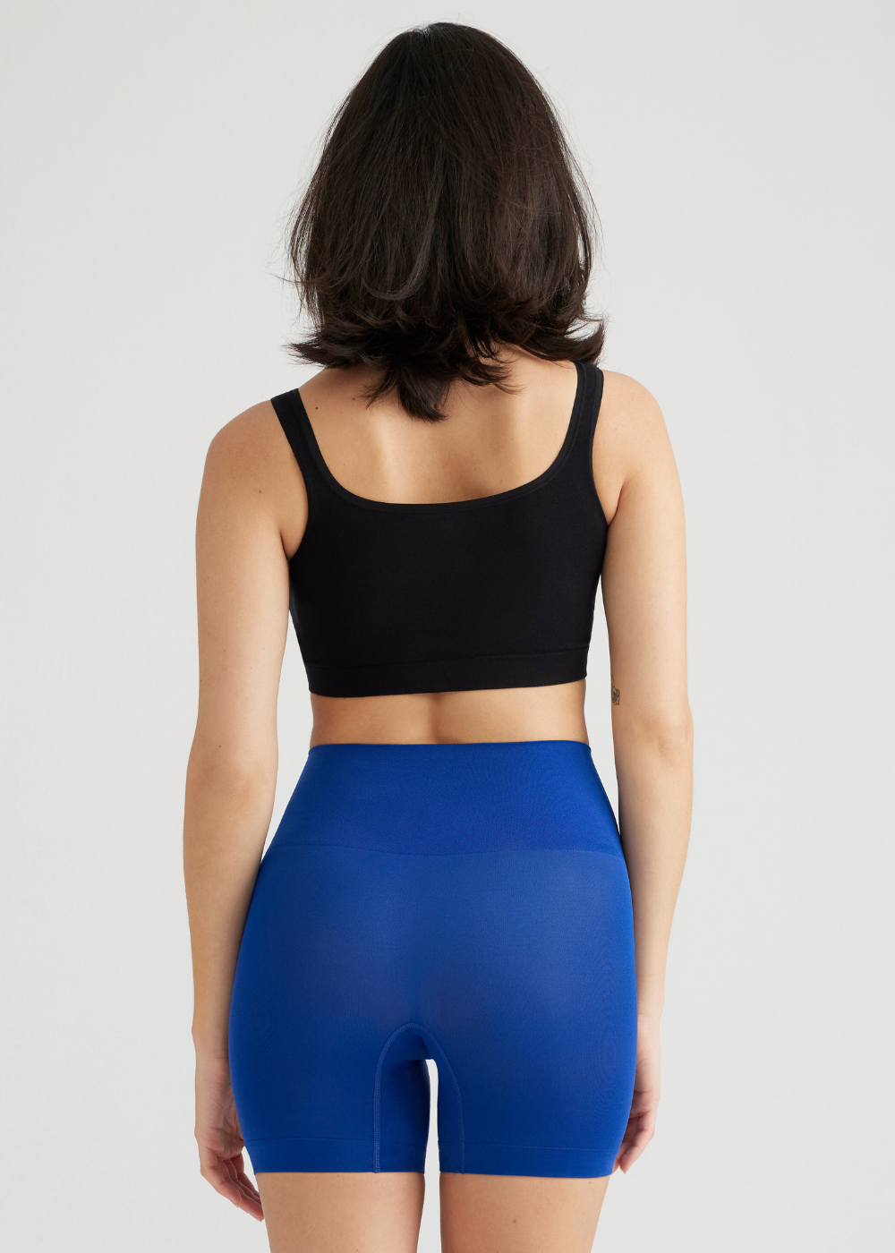 Yummie Ultralight Shaping Short - Seamless