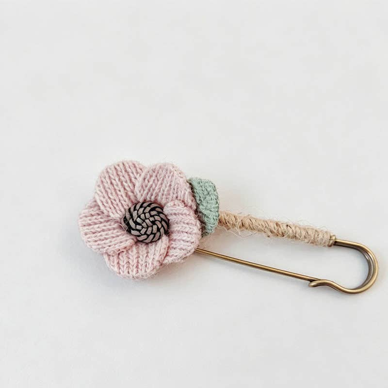 Refined Forest Style Flower Scarf Daily Brooch pin
