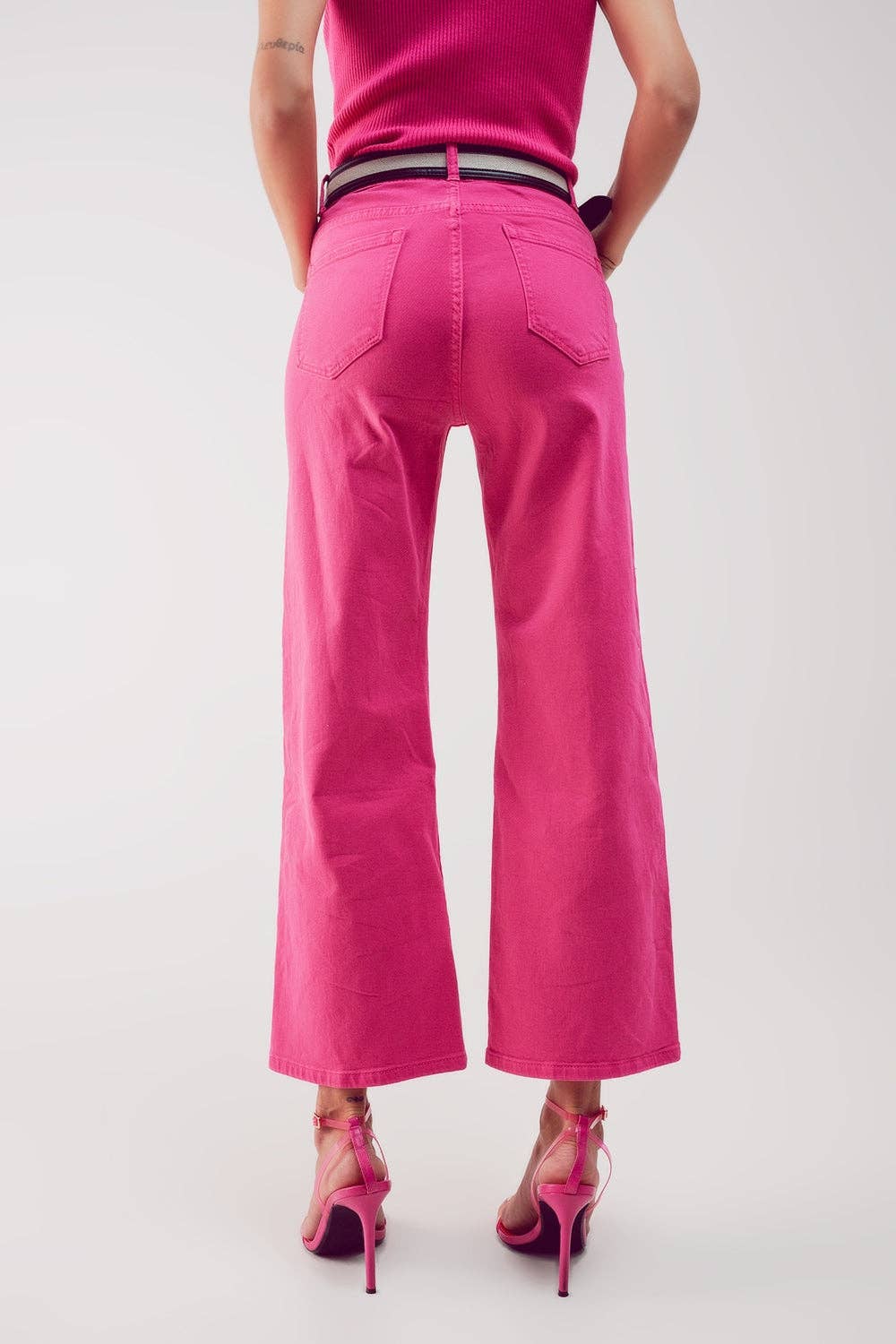 Q2 Cropped wide leg jeans in fushia