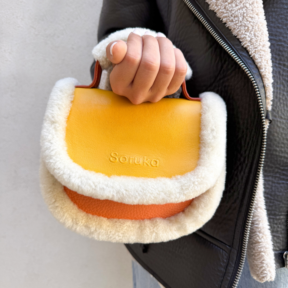 Soruka Yuki - Crossbody Bag with Top Handle