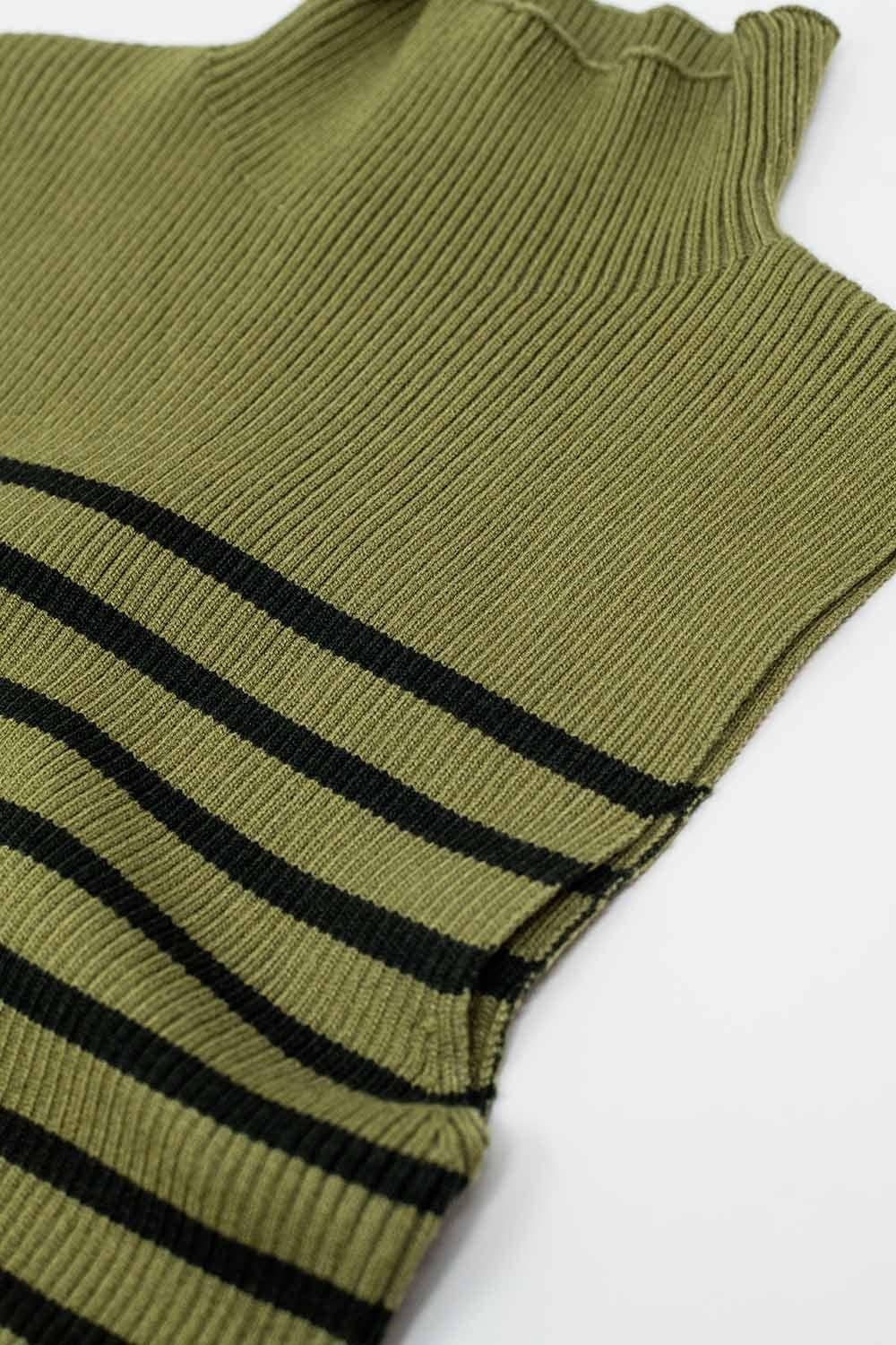 Q2 Striped Turtle sweater In Olive Green