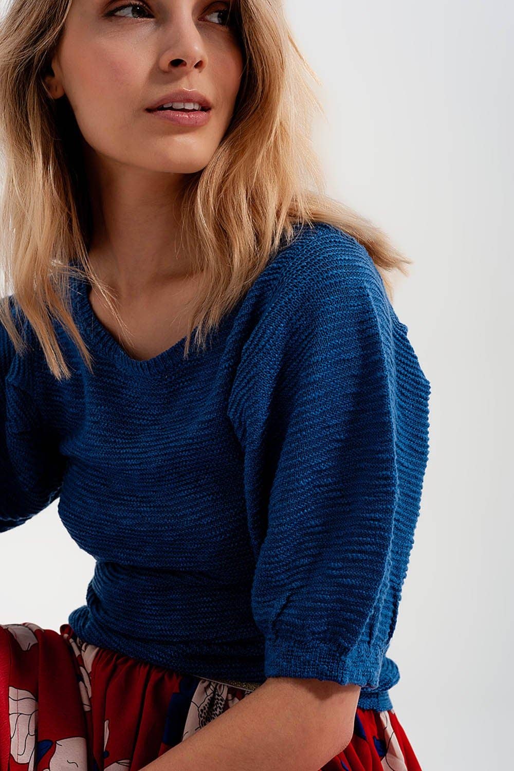 Q2 Short sleeve knitted top in blue