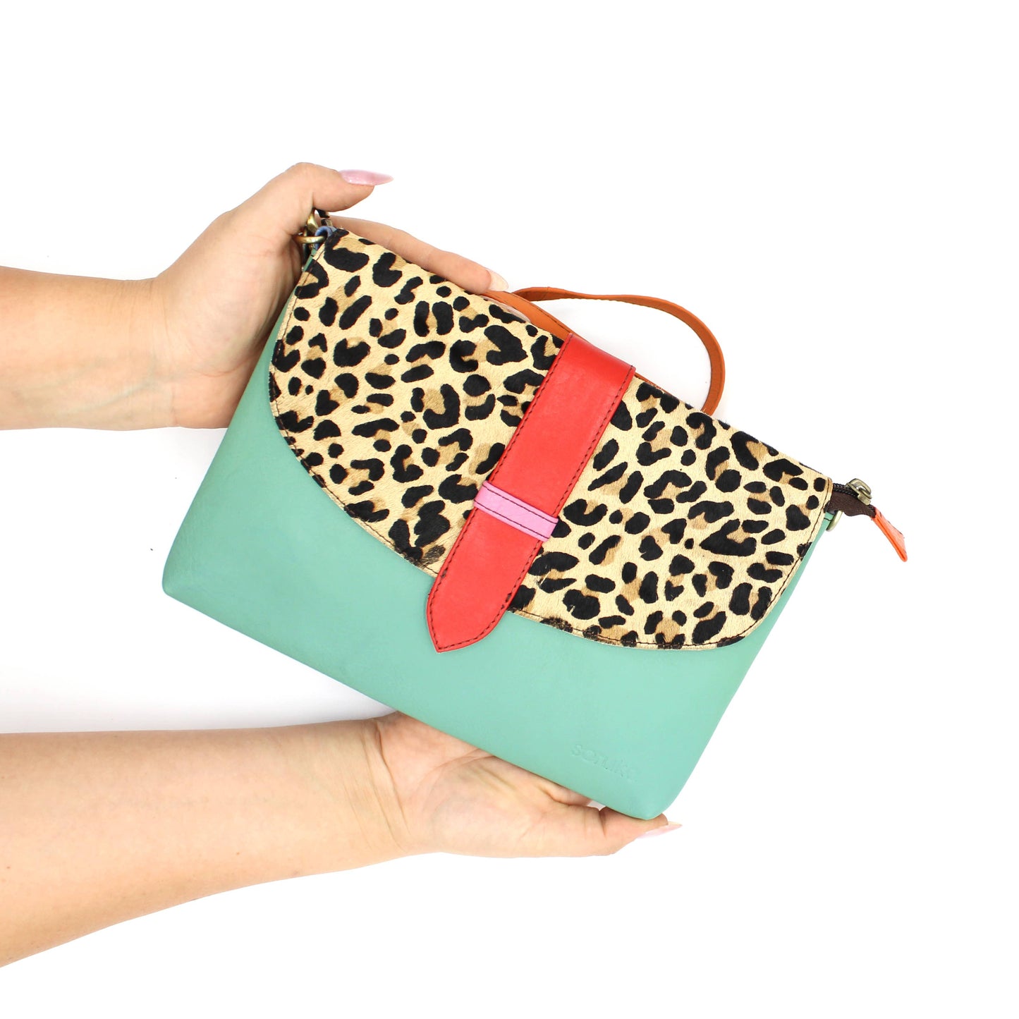 Soruka Saddle Print · Crossbody Bag