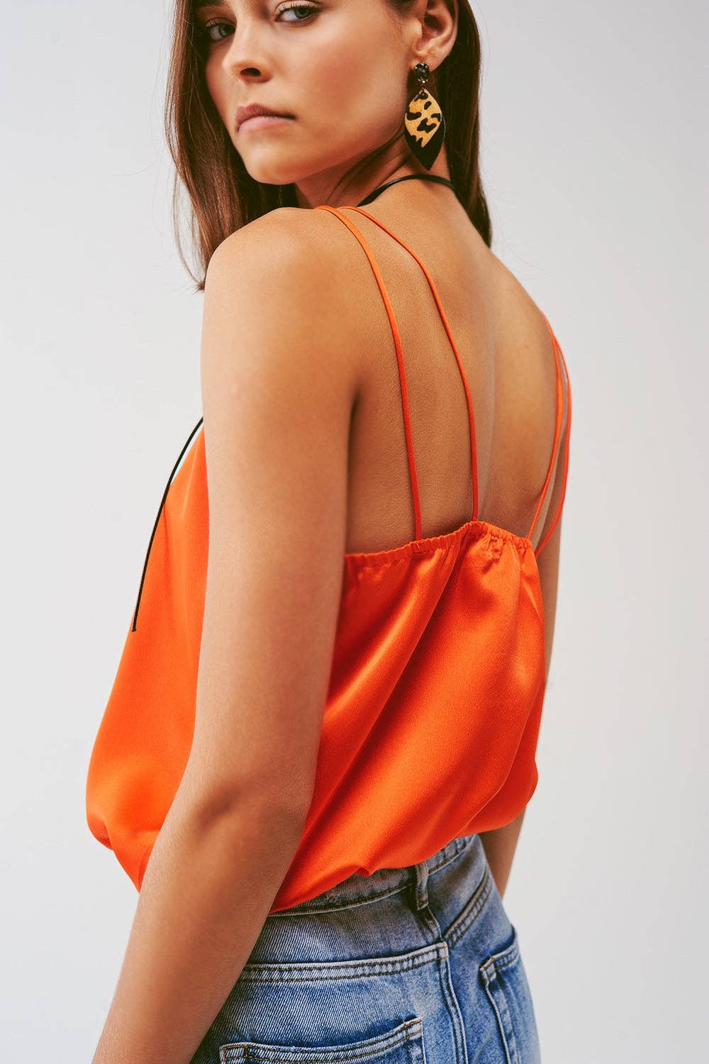 Q2 Cropped Shirt with Spaghetti Straps in Orange