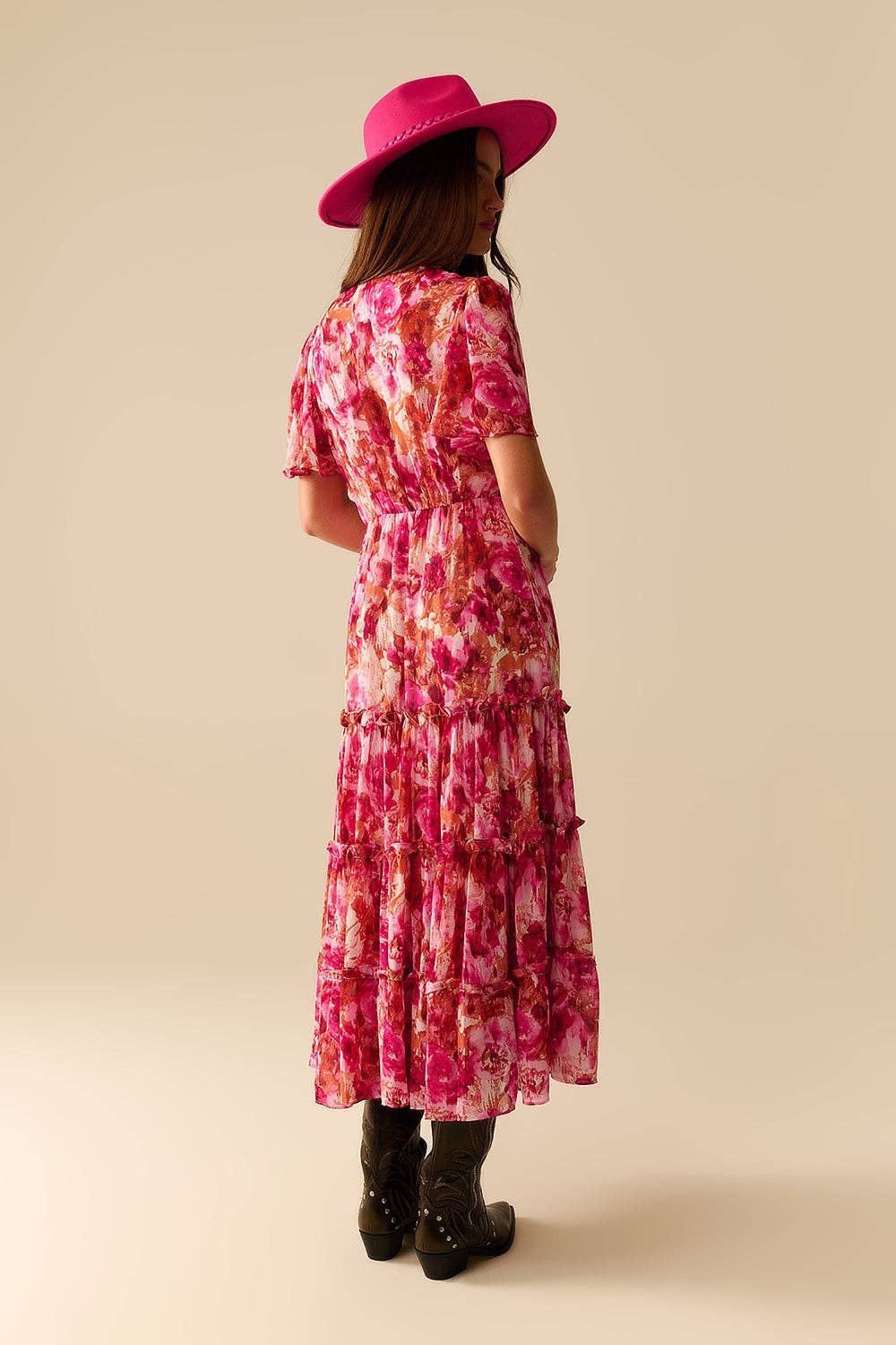 q2 Maxi Tiered Romantic Dress With chiffon Floral Print In Pink