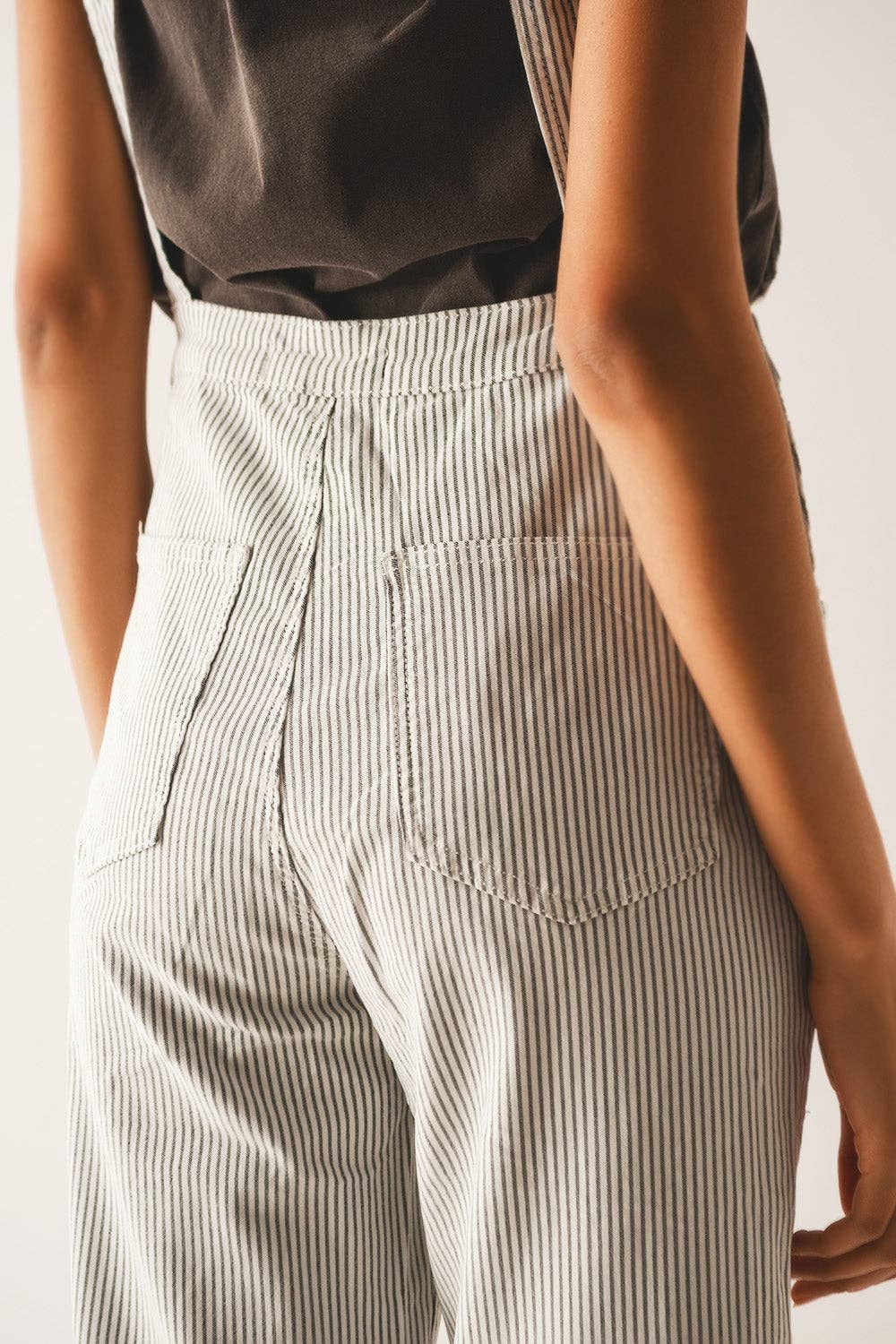 Q2 Salopette jumpsuit in grey stripes