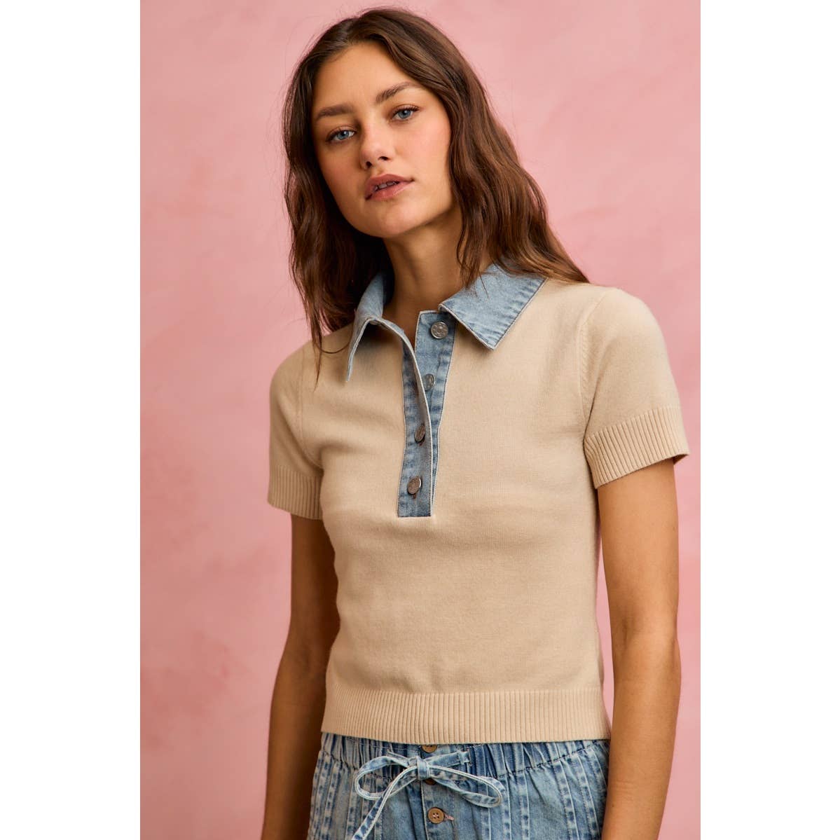 DENIM CONTRAST COLLARED SHORT SWEATER KNIT TOP