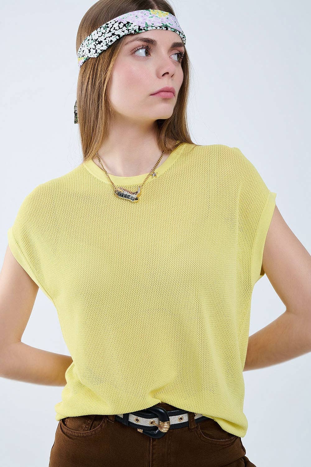 Q2 Grid knit sweater in yellow color