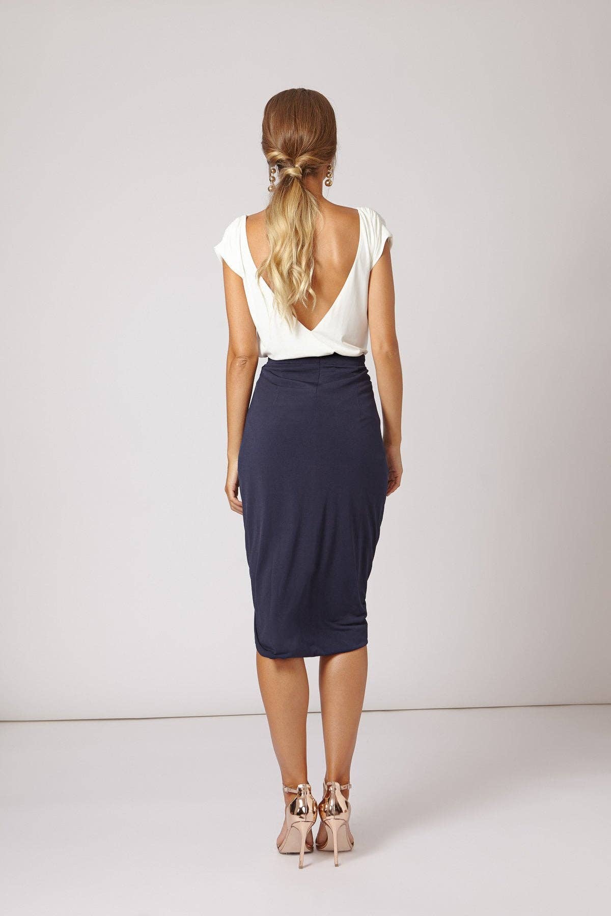 Bruna Dora Skirt Navy Blue · Iconics ·