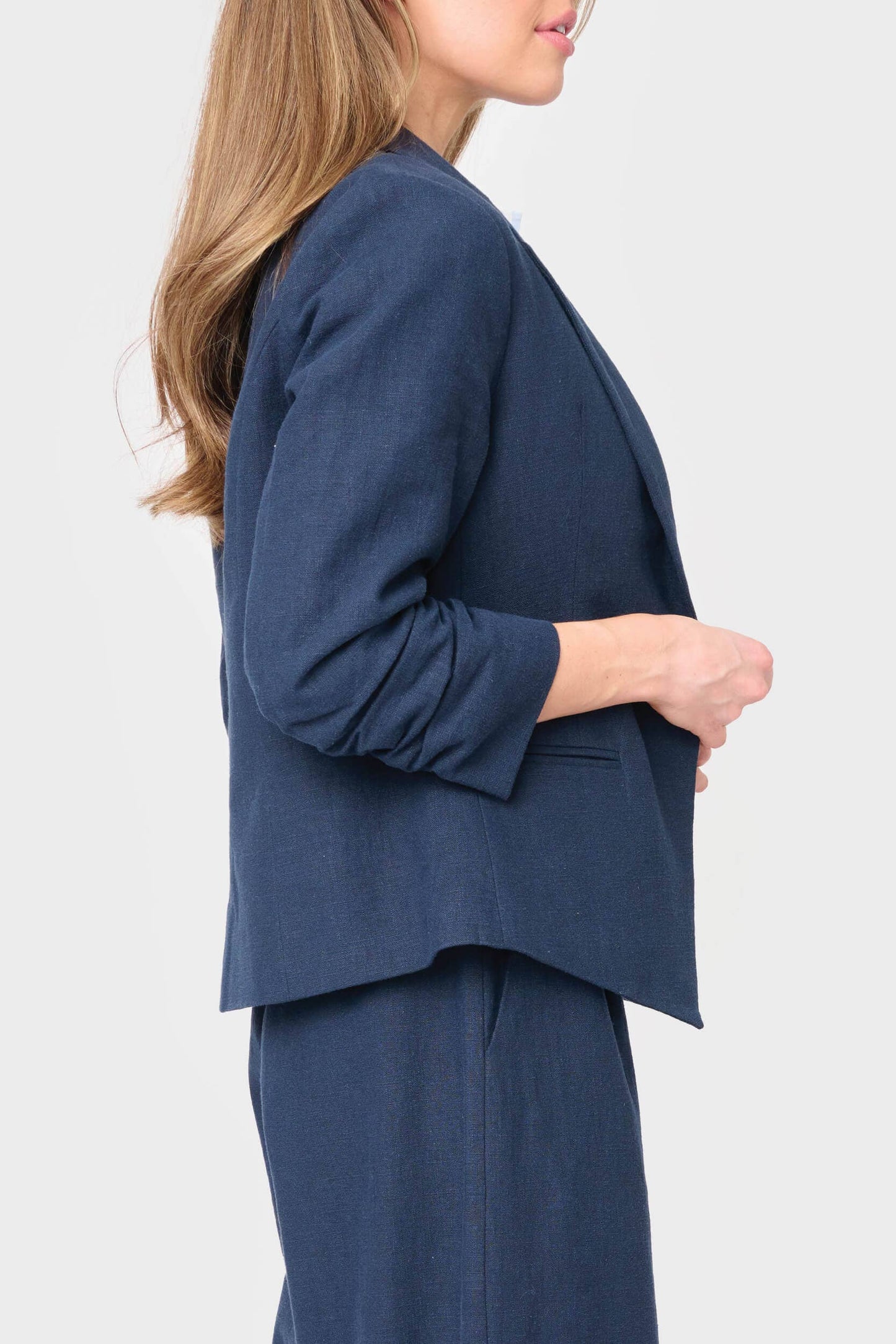 Gibson Notch Collar Linen Blazer with Rouched Sleeve