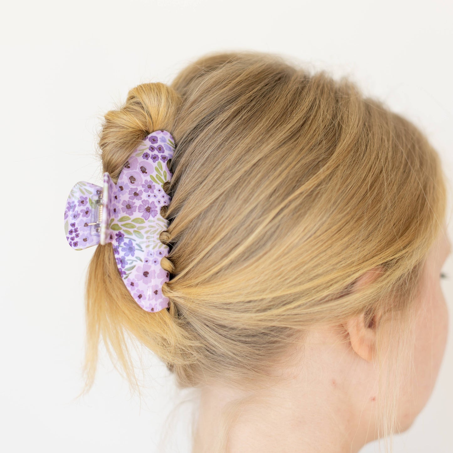 Lilac Floral Claw Clip