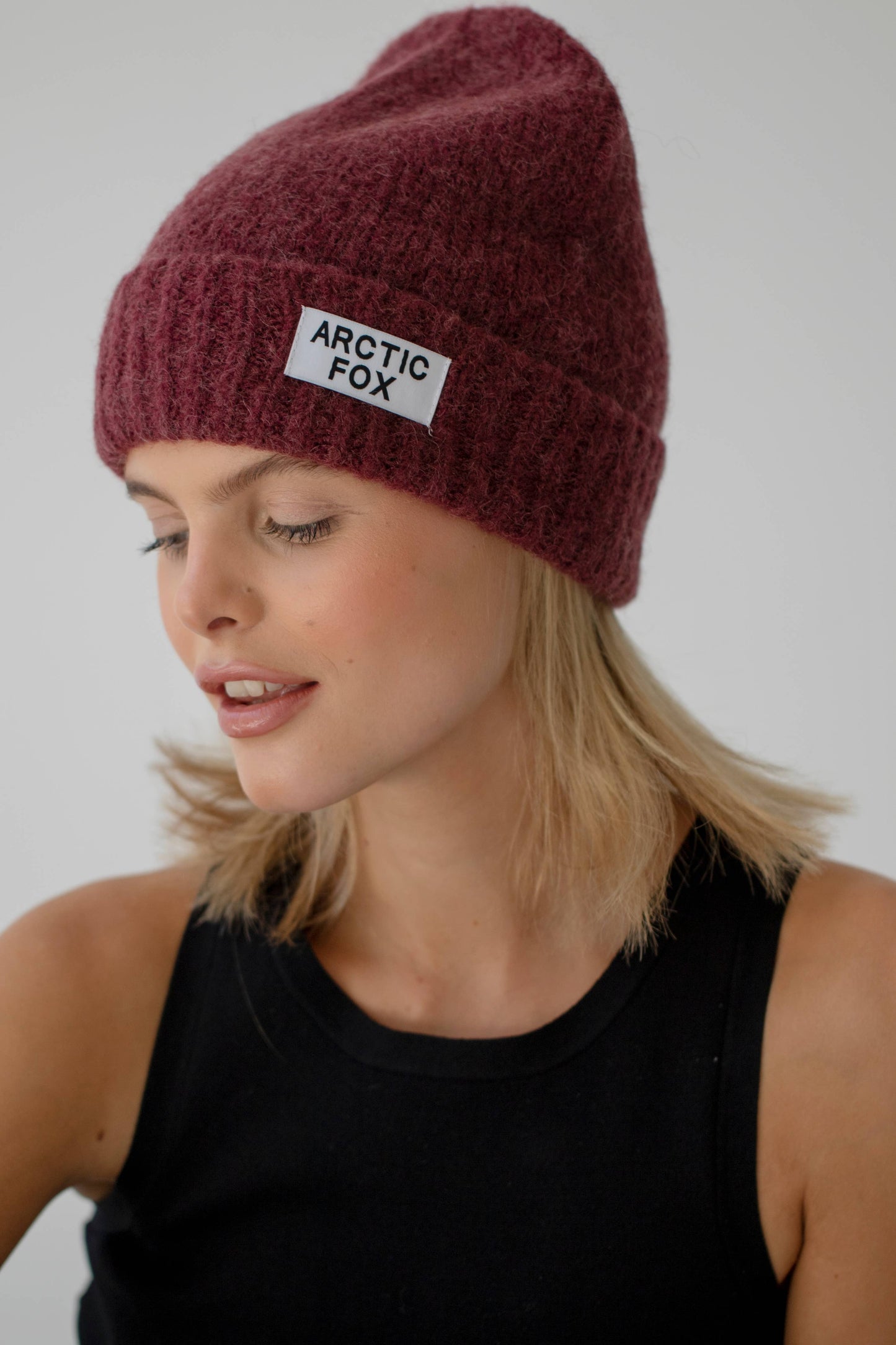 The Mohair Beanie - Bloodstone Red