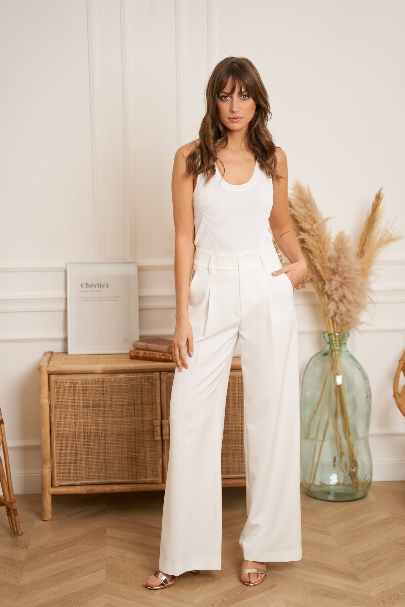 Attentif Wide-cut plain pants