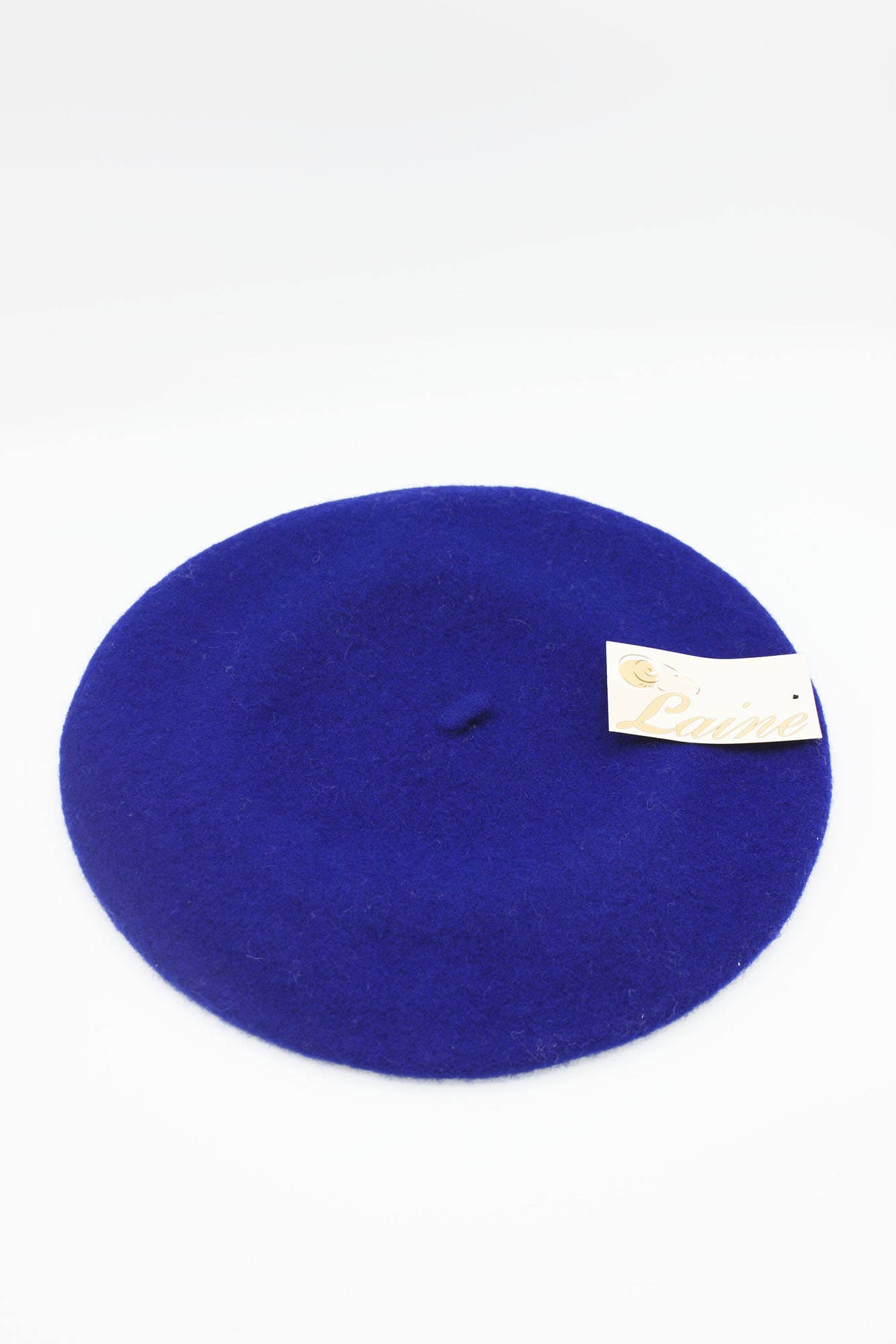 Classic beret in pure wool