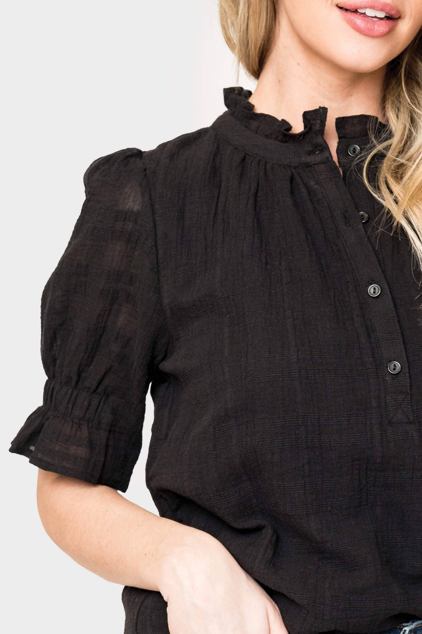 Frilly Henley Puff Sleeve Blouse