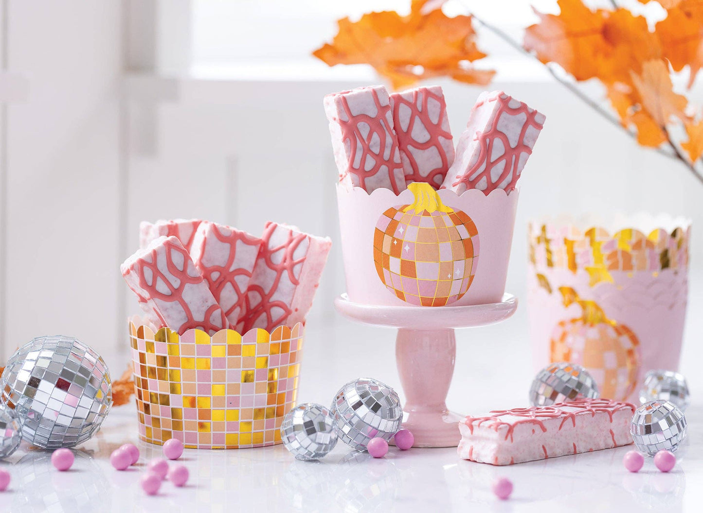 Minds Eye - JUMBO Foil Pumpkin Disco 8 oz Baking Cups (40 ct - 8oz)