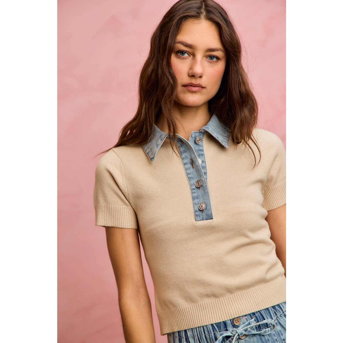 DENIM CONTRAST COLLARED SHORT SWEATER KNIT TOP