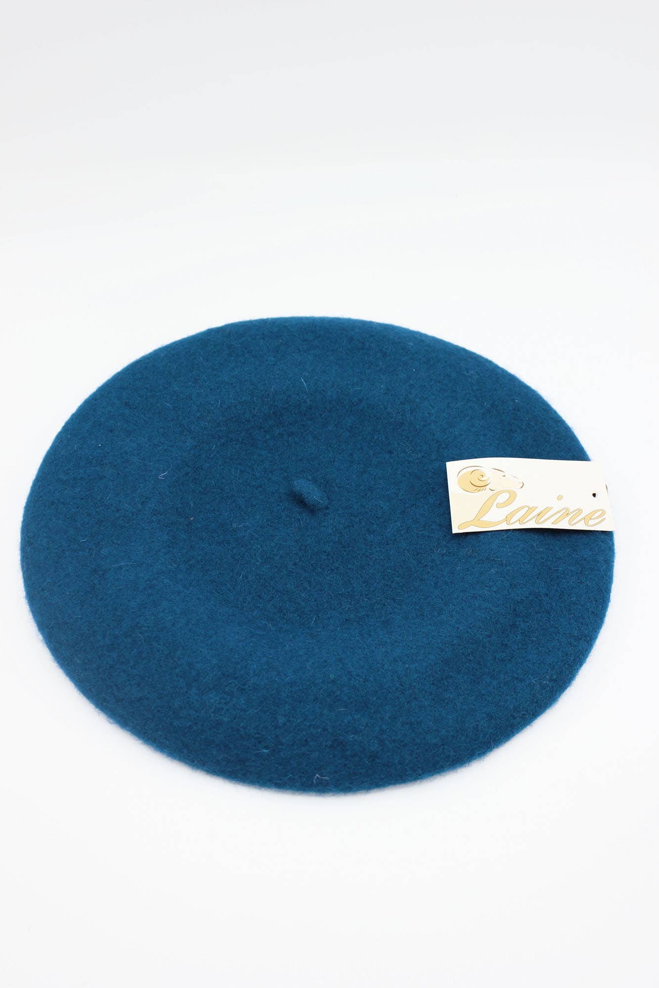 Classic beret in pure wool