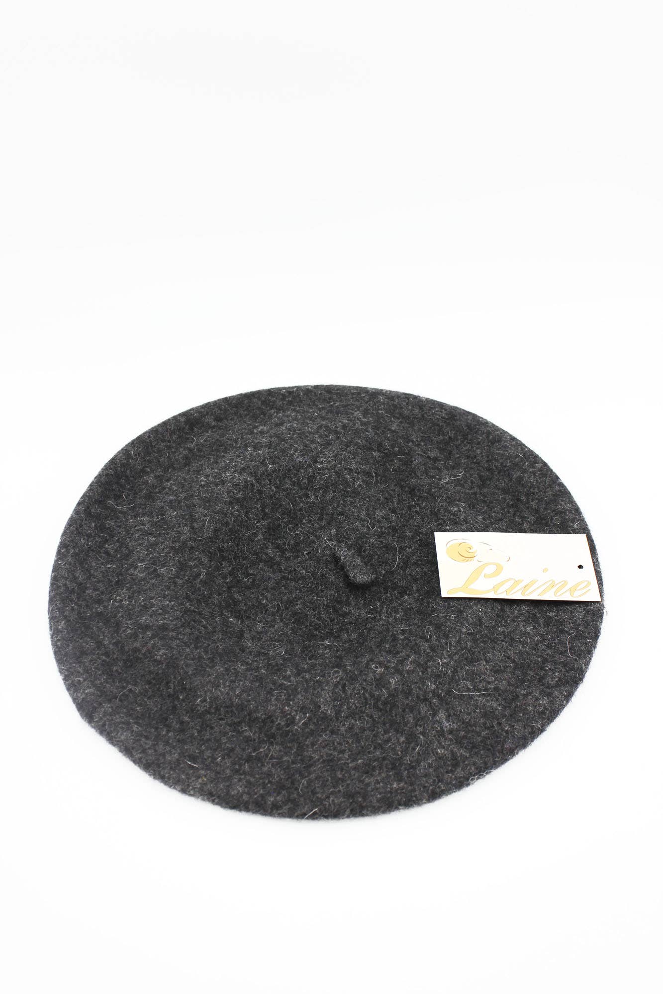 Classic beret in pure wool