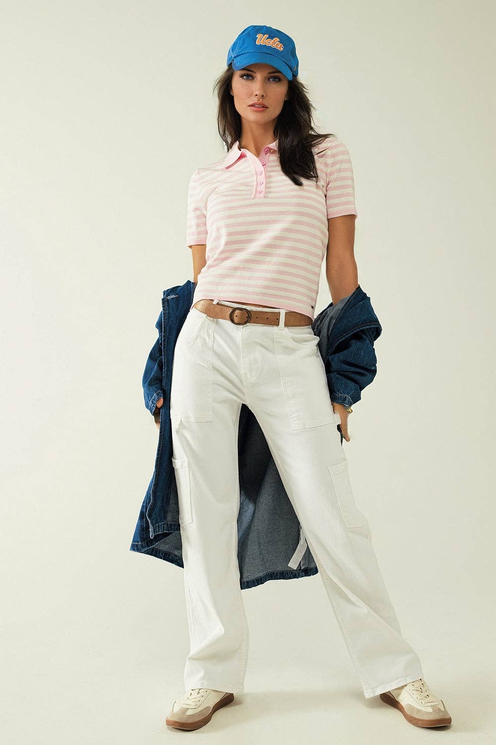 Q2 White short sleeves polo shirt with light pink stripes and f