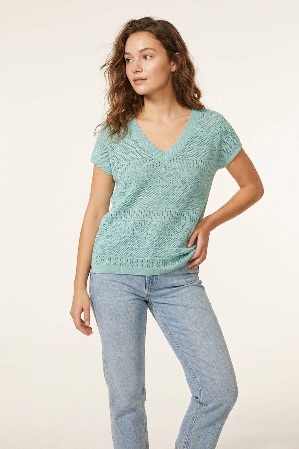 Q2 Light Blue Knit V-Neck Short Sleeve Sweater