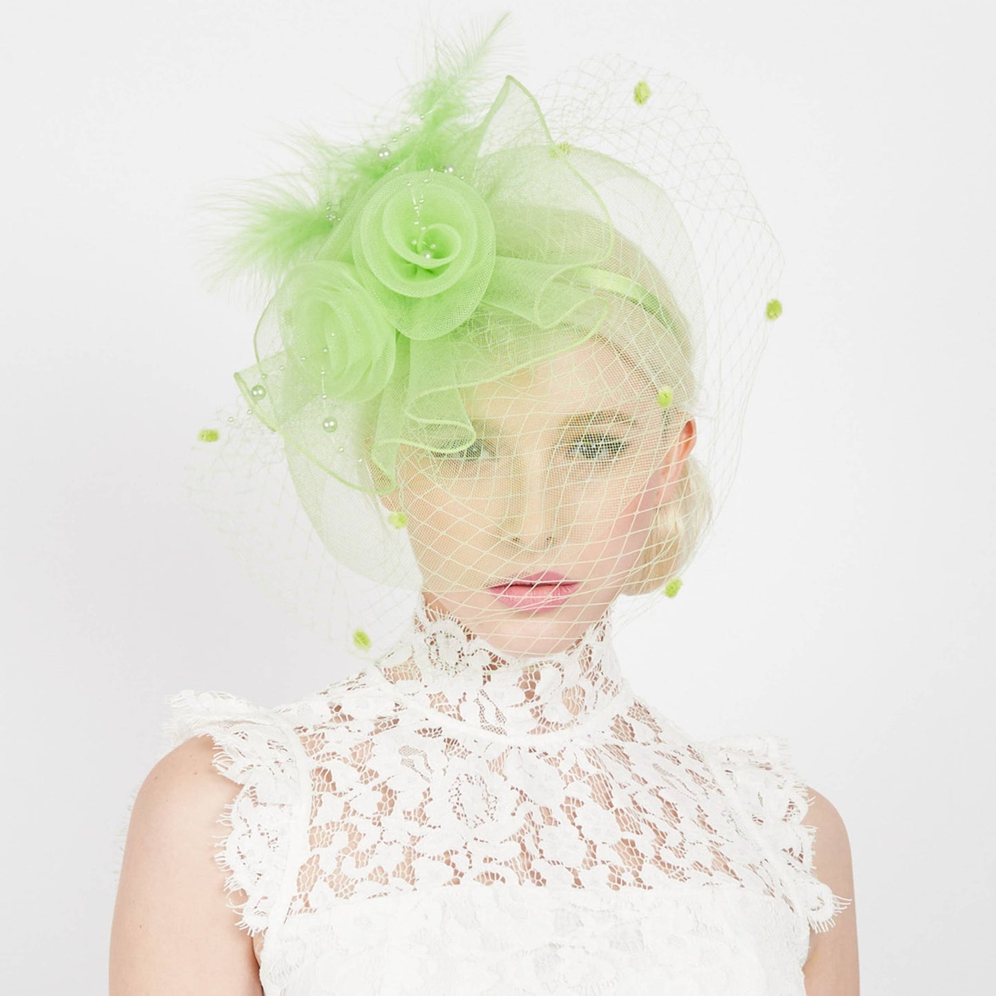 Sophia Double Rose Mesh w/ Dotted Veil & Feathers Fascinator