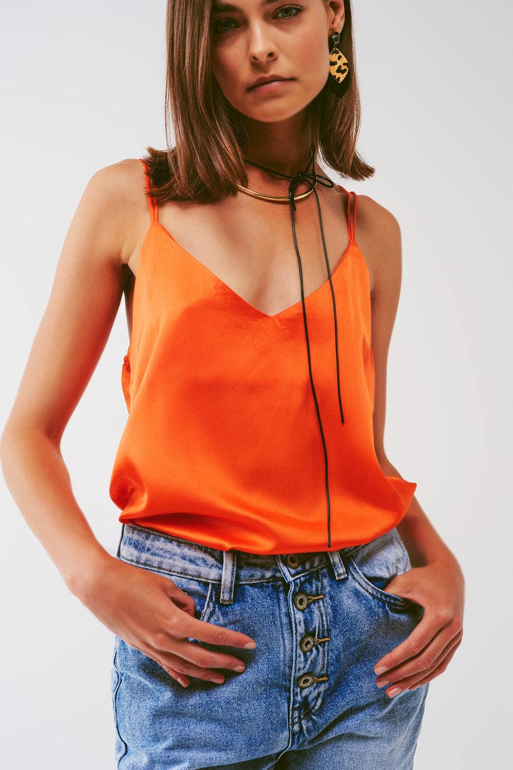 Q2 Cropped Shirt with Spaghetti Straps in Orange