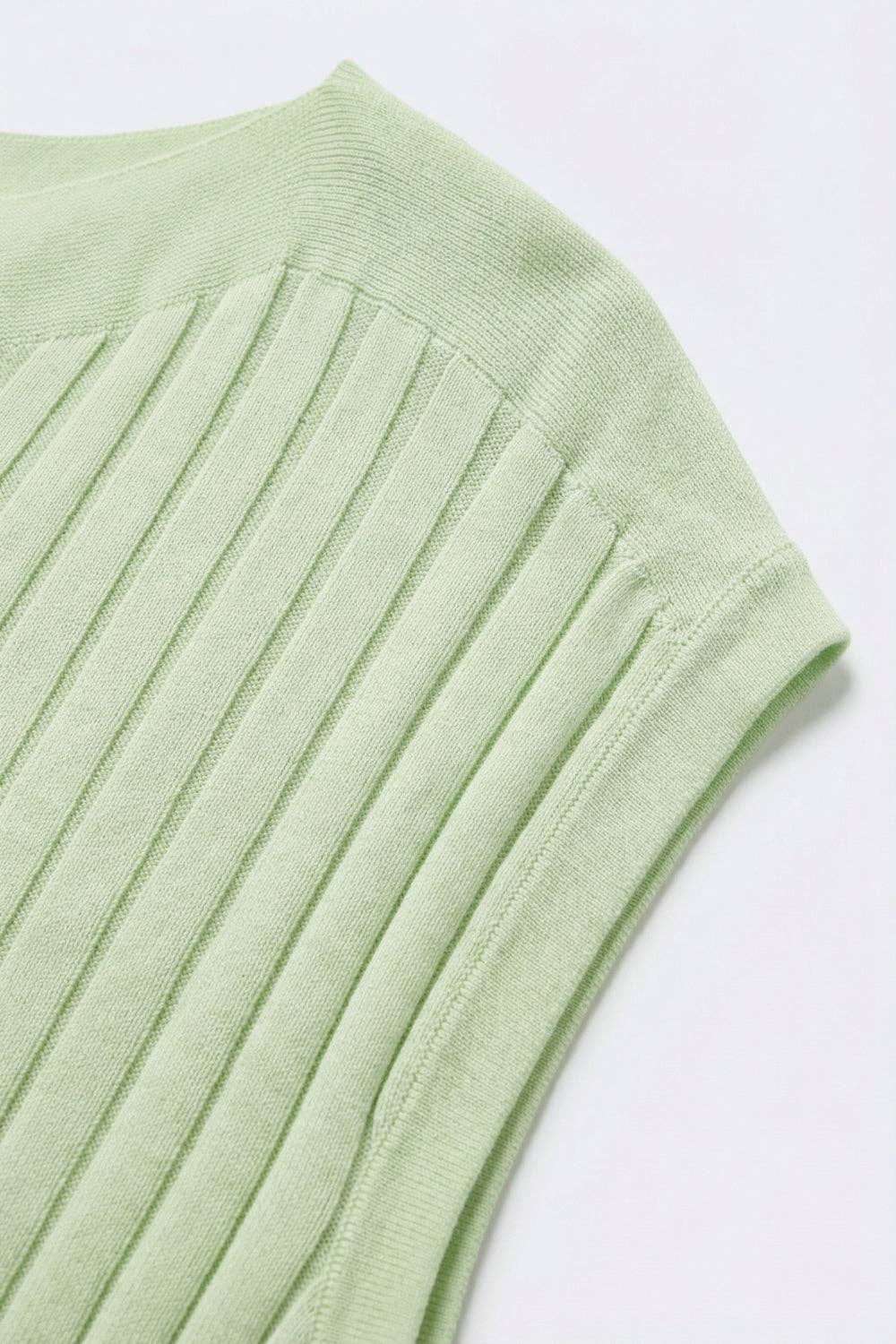 Q2 Ribbed Knit Relaxed Fit sweater in mint green