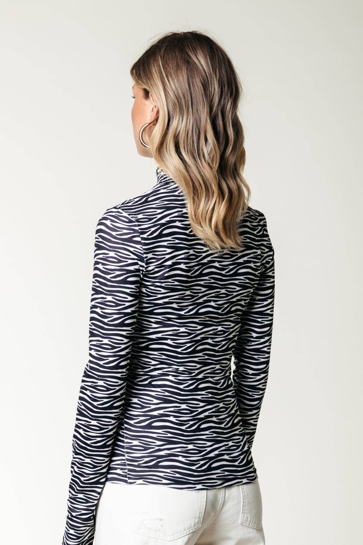 Colourful Rebel Neyo Zebra Top | Black/white