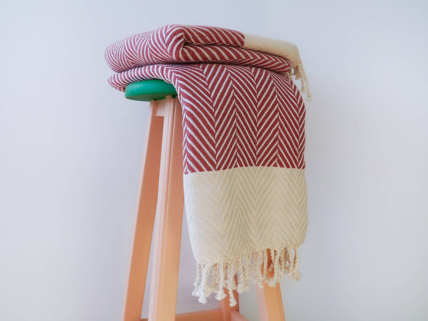 Chevron pattern natural cotton throw blanket- Old Rose